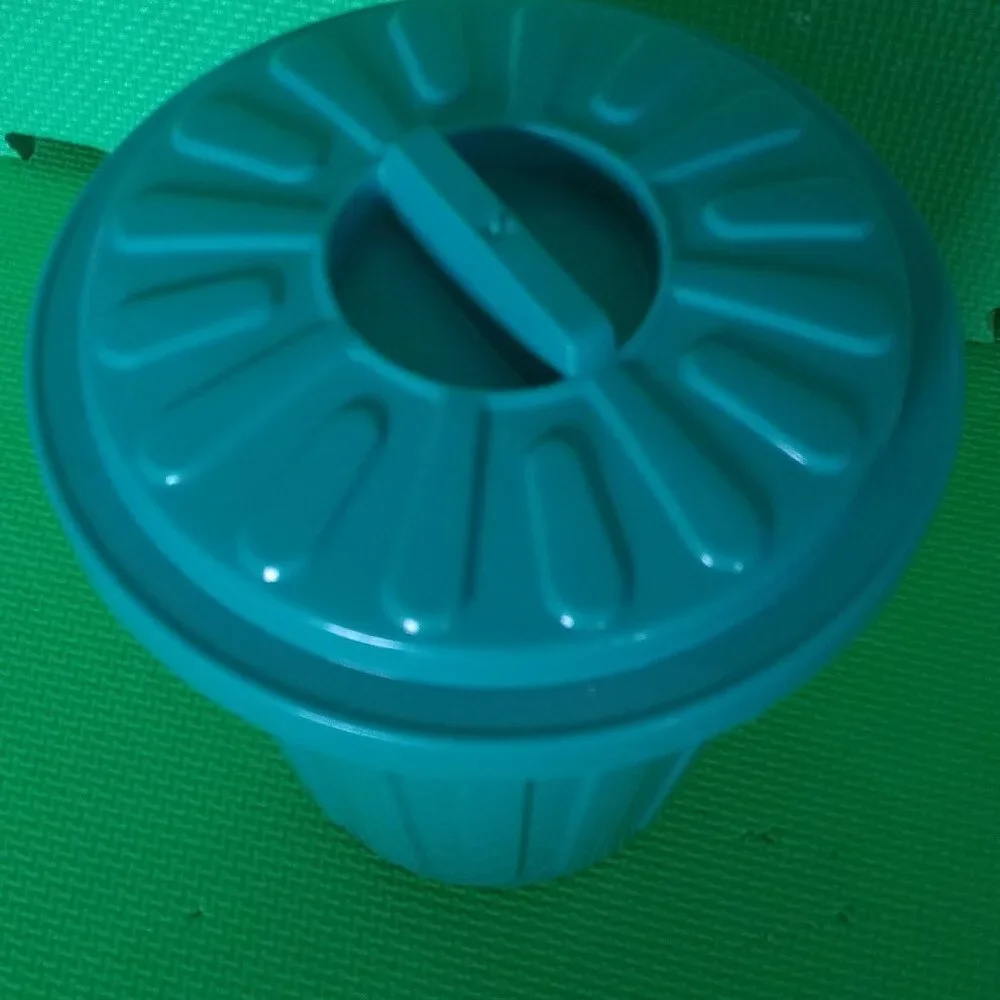 Desk Organizer Trash Can x 2 plastic Green/Blue with Foam paint roller x 10